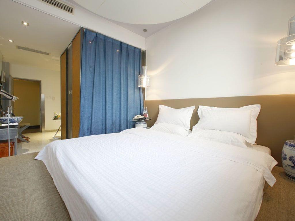 China Community Culture & Art Hotel Циндао Екстериор снимка