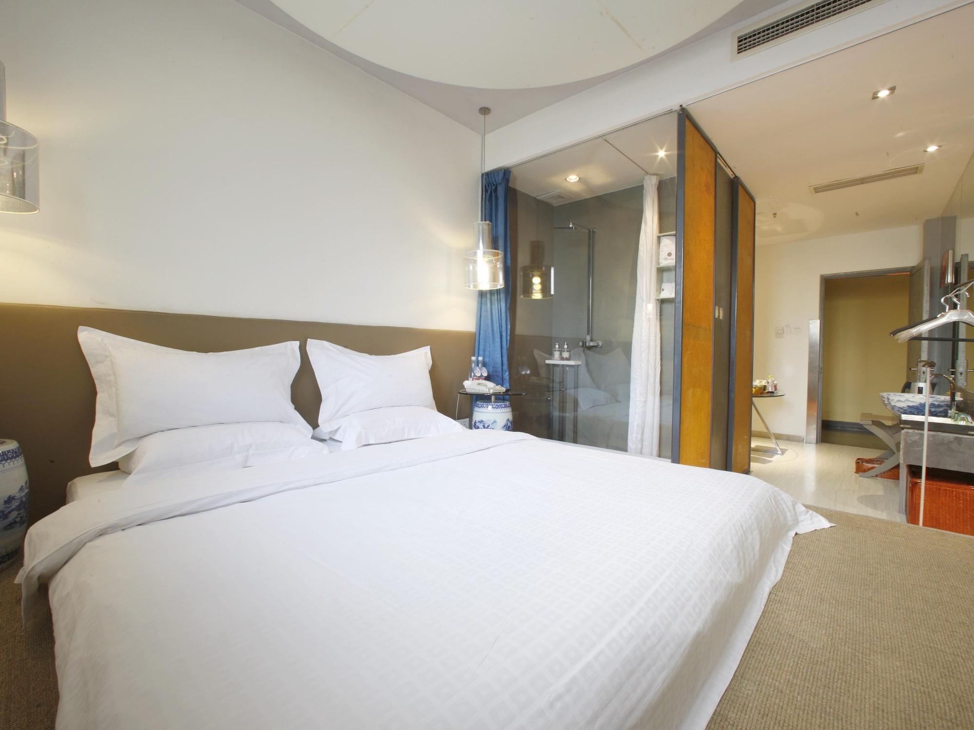China Community Culture & Art Hotel Циндао Екстериор снимка