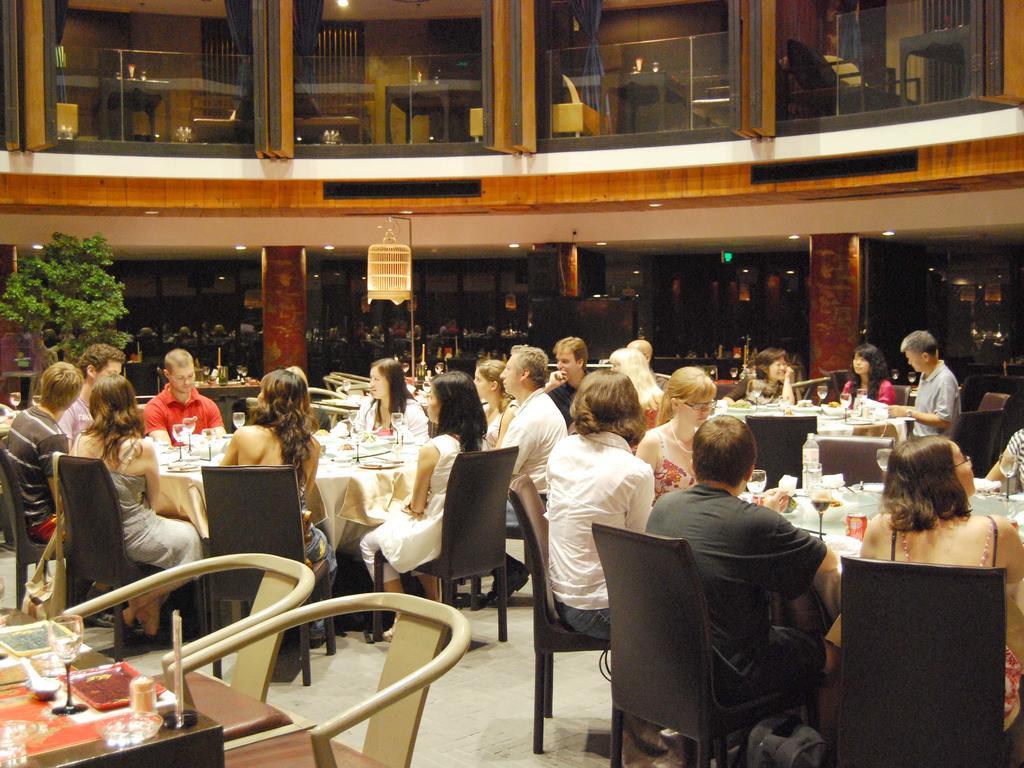 China Community Culture & Art Hotel Циндао Екстериор снимка