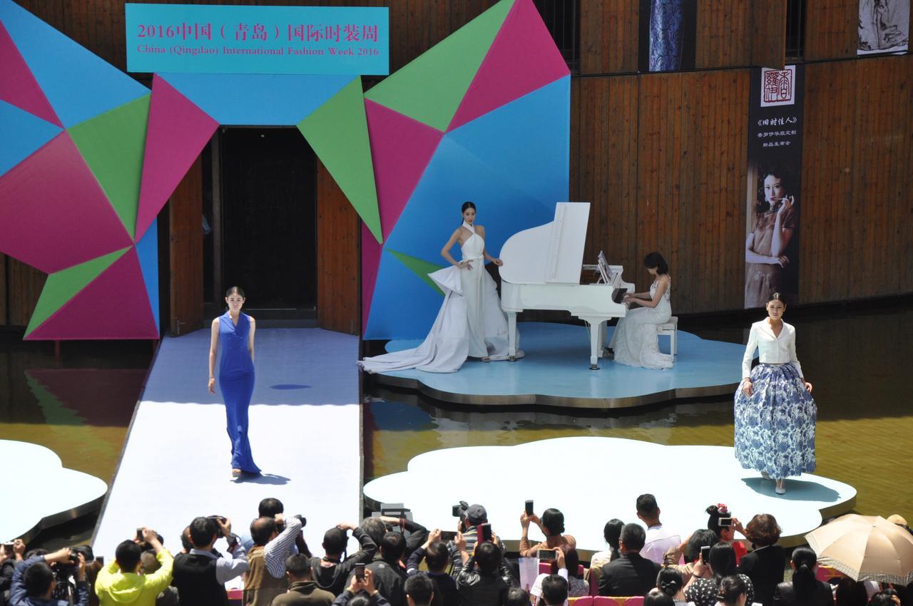 China Community Culture & Art Hotel Циндао Екстериор снимка