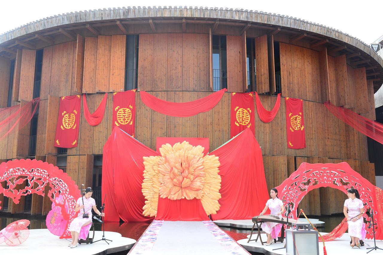 China Community Culture & Art Hotel Циндао Екстериор снимка
