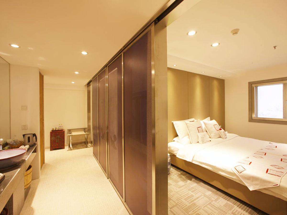 China Community Culture & Art Hotel Циндао Екстериор снимка