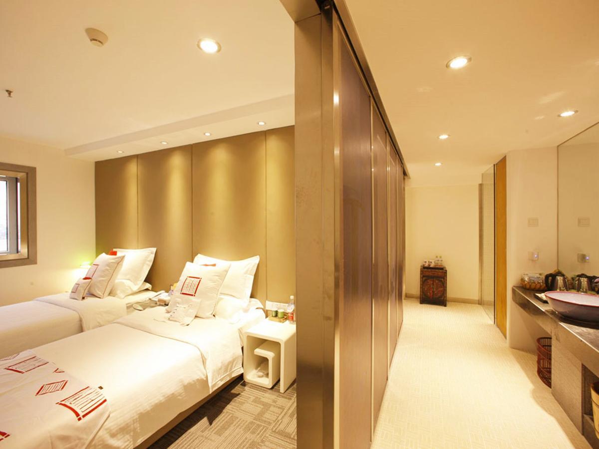 China Community Culture & Art Hotel Циндао Екстериор снимка