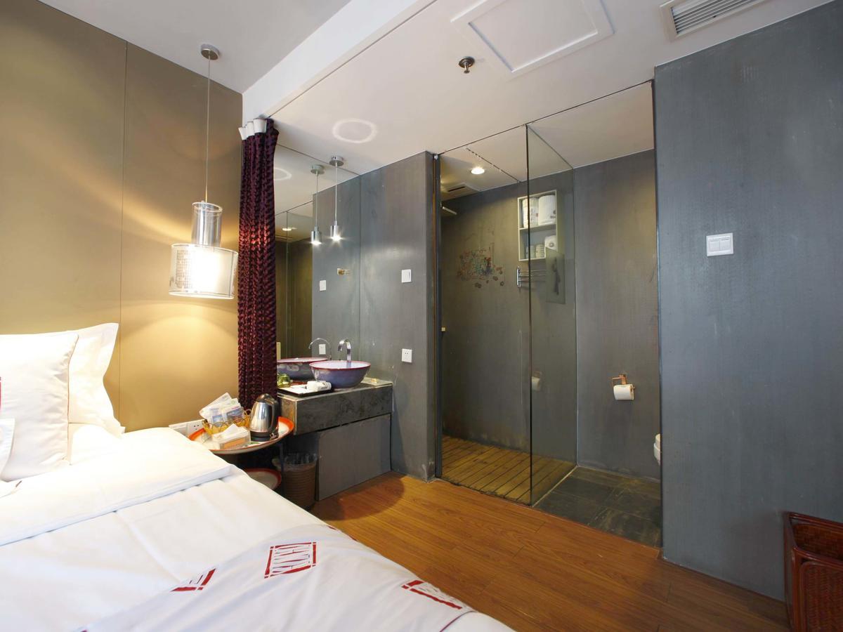 China Community Culture & Art Hotel Циндао Екстериор снимка